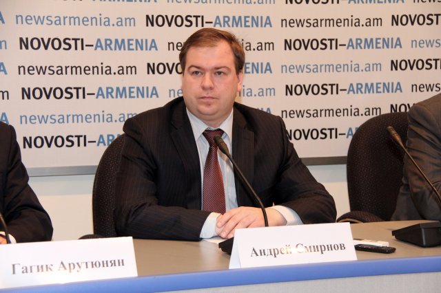 Видеомост Ереван-Москва-Астана на тему: \"Роль общественных организаций в формировании Евразийского Союза\"