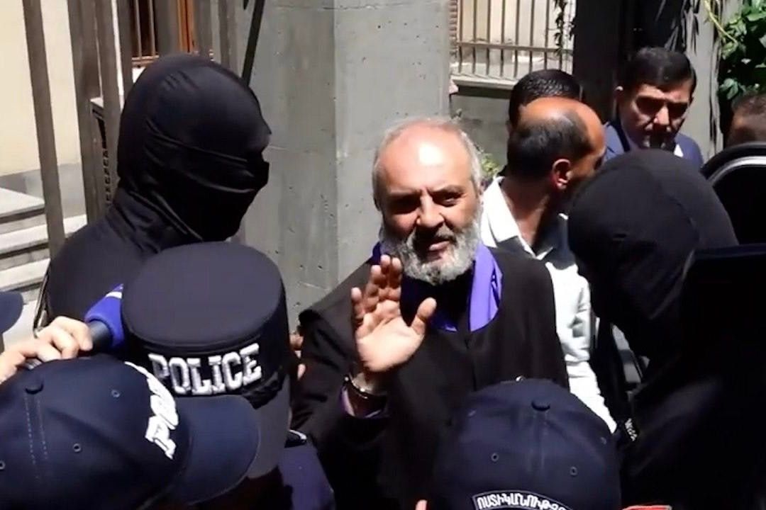 «Переворот» в Армении: Пашинян чистит политическое поле перед сменой курса