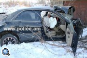 В Армении в ДТП погибли водитель и пассажирка