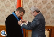 Президент Армении наградил российского телеведущего государственной наградой