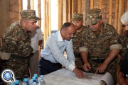 Министр обороны Армении посетил армяно-азербайджанскую пограничную зону