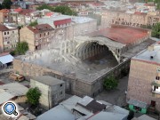 В Ереване сносят очередной охраняемый государством памятник архитектуры