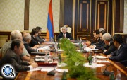 Президент Армении представил Совету нацбезопасности подробности своего визита в Россию