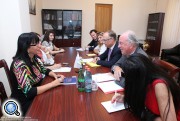 Армения должна строить сбалансированные отношения с Россией и ЕС - депутат