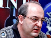 Со сменой правительства в Армении мало что изменится - эксперт