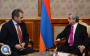 Президент Армении обсудил с министром обороны РФ вопросы военного сотрудничества