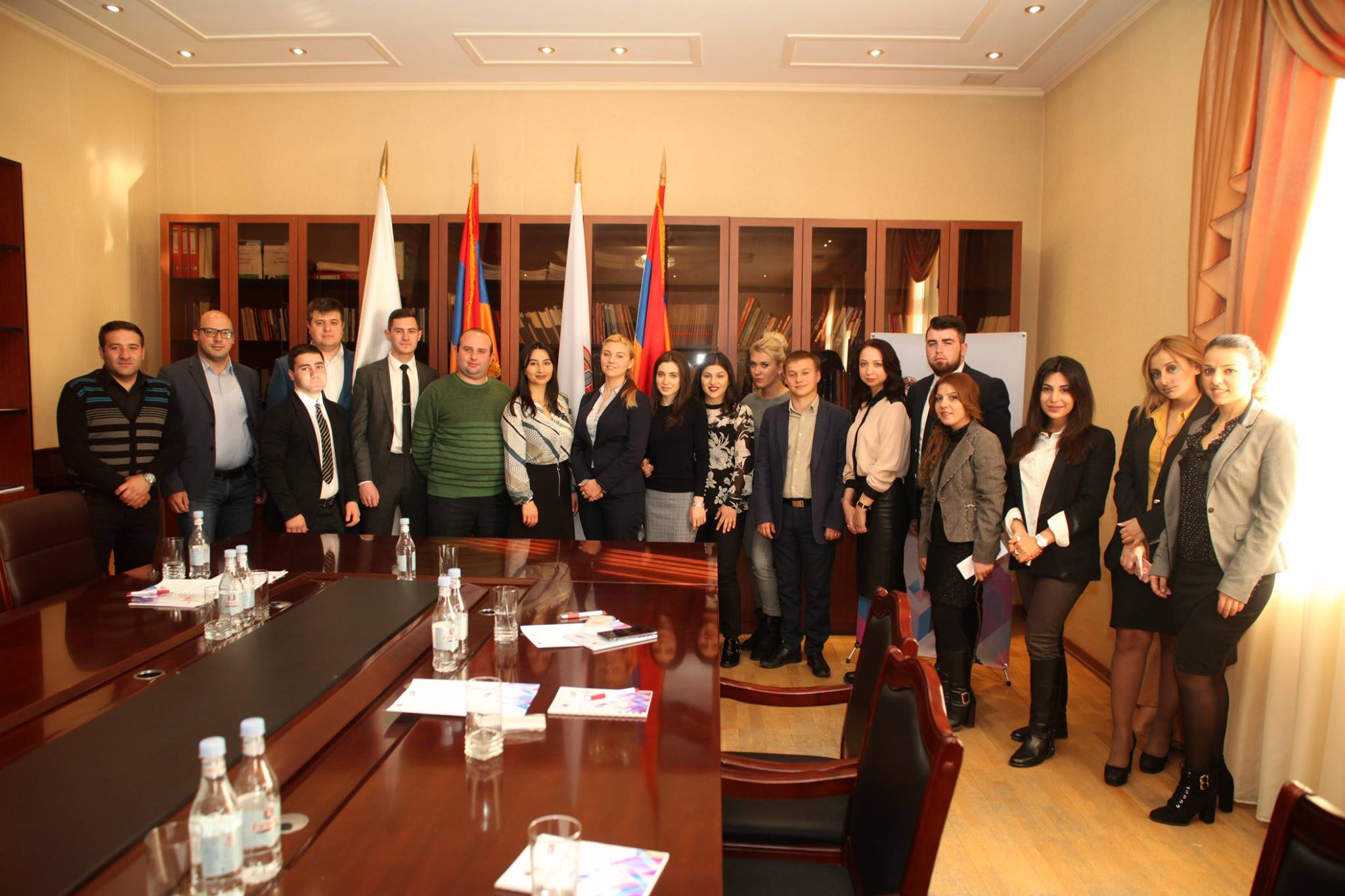 Молодежь России и Армении создаст единую платформу для молодежных крыльев политических партий стран СНГ