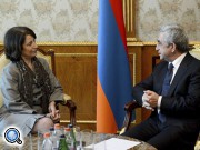 Президент Армении обсудил с послом Бразилии двусторонние отношения