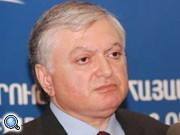Глава МИД Армении провел в Париже совещание послов