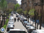 Через платные автостоянки в Ереване неизвестно кто и на каком основании зарабатывает большие деньги